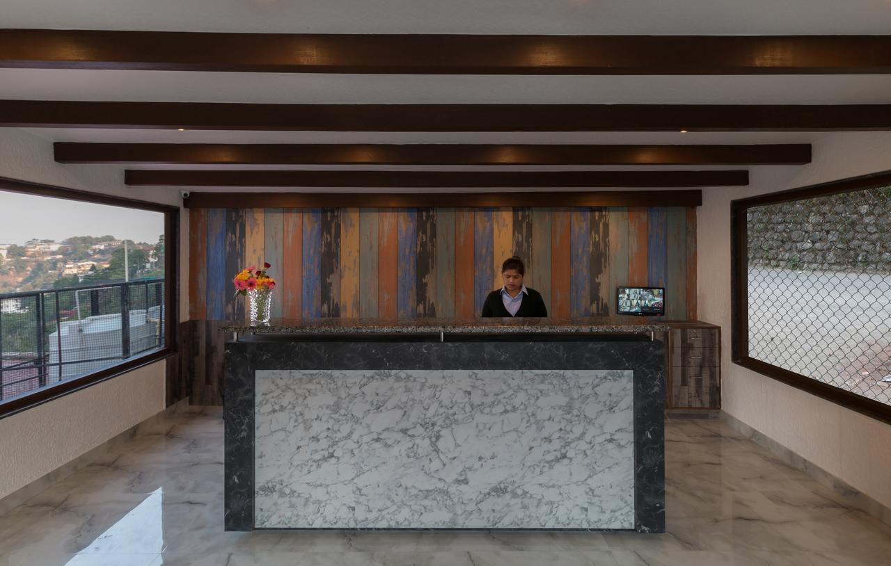 Hotel Seven Oaks Dehradun Exterior foto
